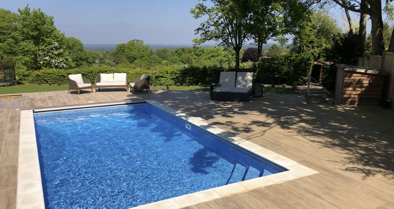 Crystal clear pool water after professional algae removal in Miami Gardens, FL